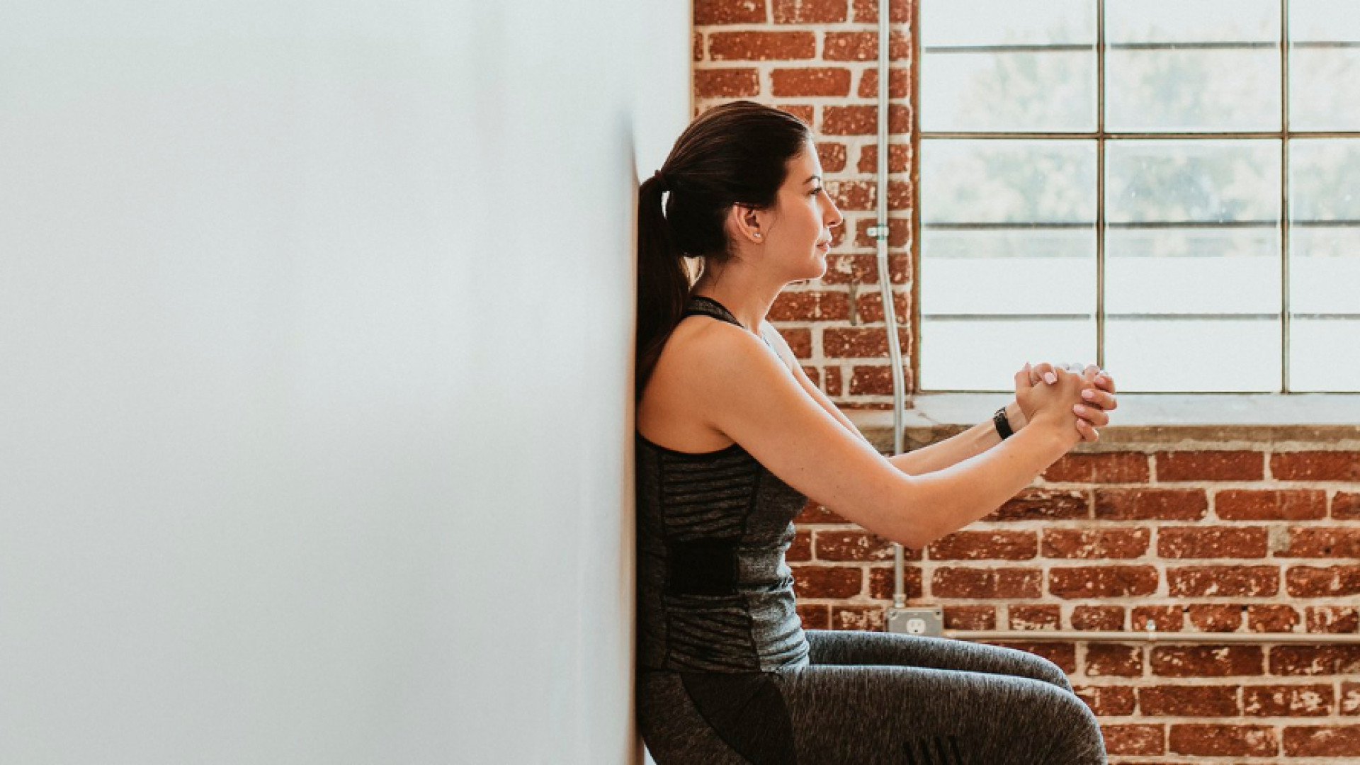 Pilates au mur : la méthode révolutionnaire pour un corps tonique